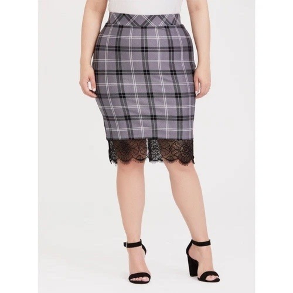 NEW Torrid Gray Plaid Pull On Mini Studio‎ Luxe Ponte Lace Trim Pencil Skirt